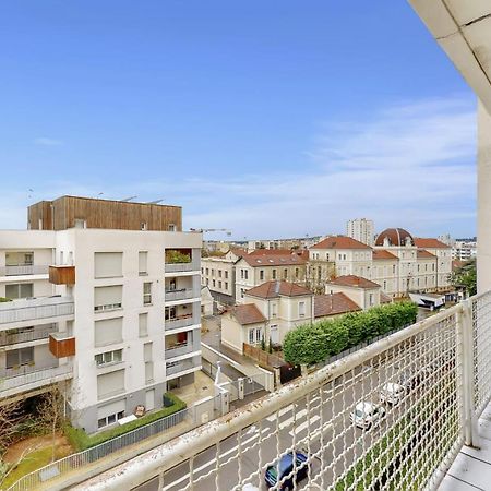 Appartement Neuf Pour 6, Parking Et Box, Au Calme Villeurbanne Exterior foto